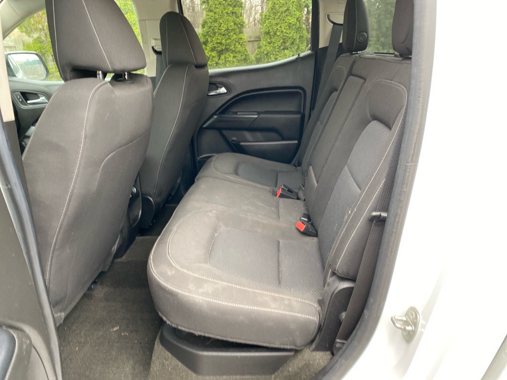 2015 Chevrolet Colorado Image 16