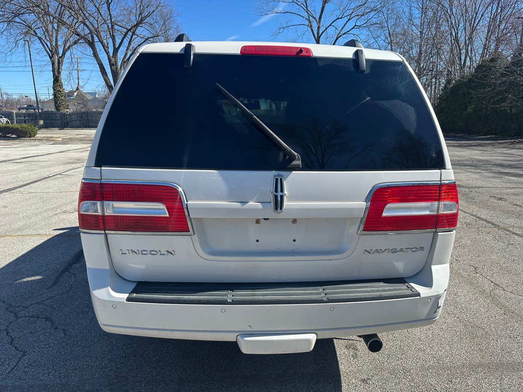 2014 Lincoln Navigator Image 4