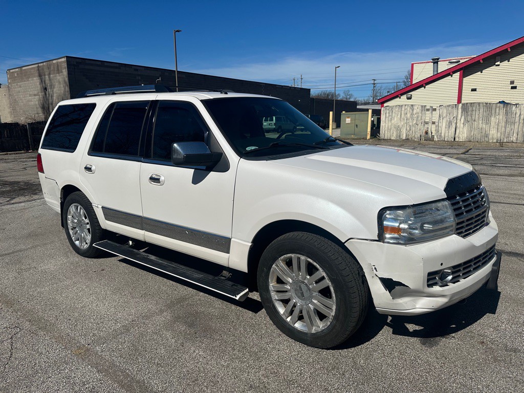 2014 Lincoln Navigator Image 7
