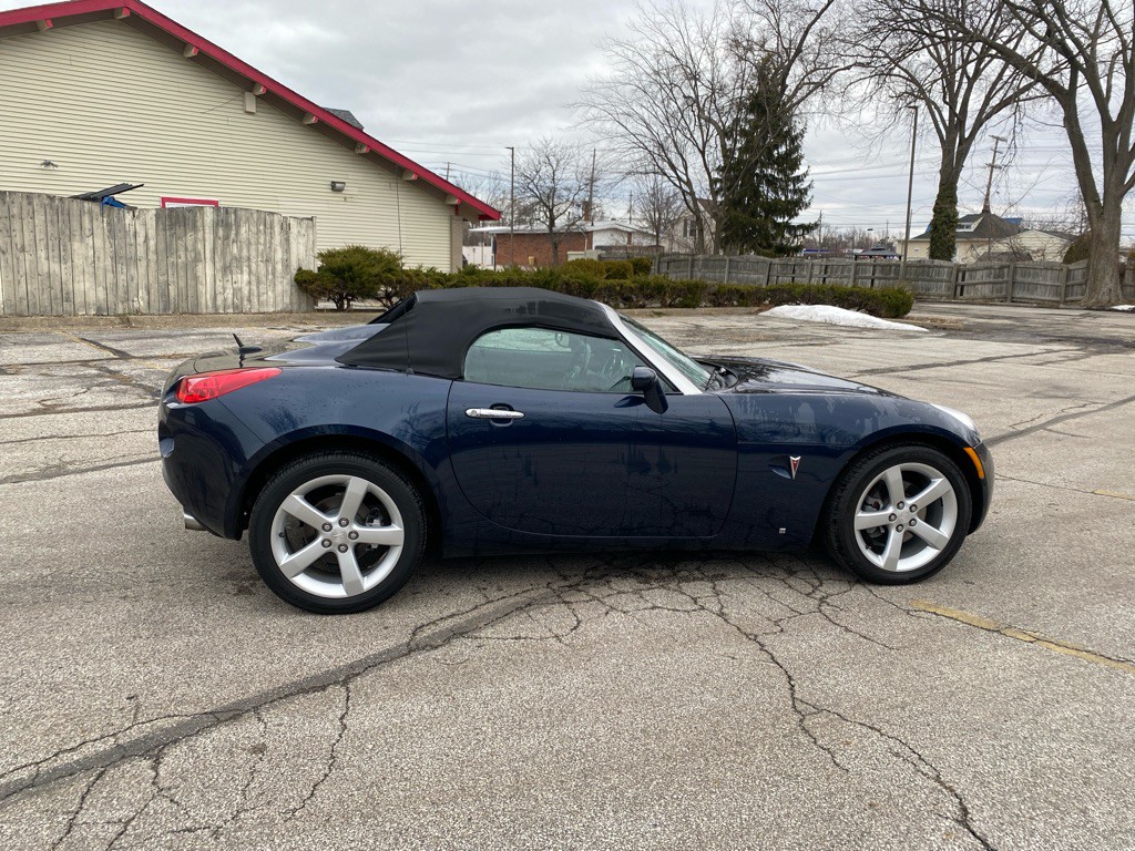 2006 Pontiac Solstice Image 6