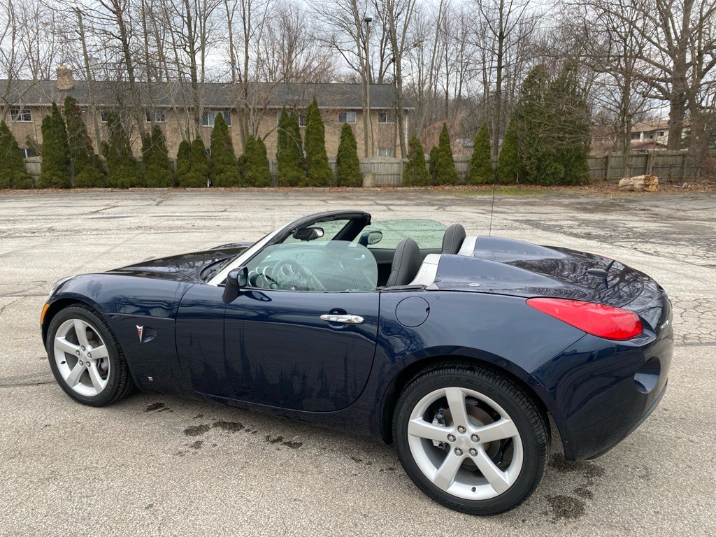 2006 Pontiac Solstice Image 9