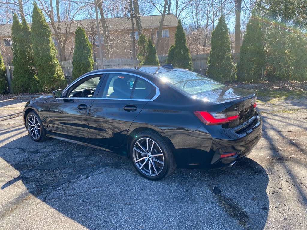 2021 BMW 3 Series Image 3