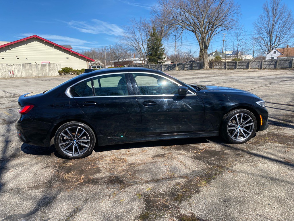 2021 BMW 3 Series Image 6