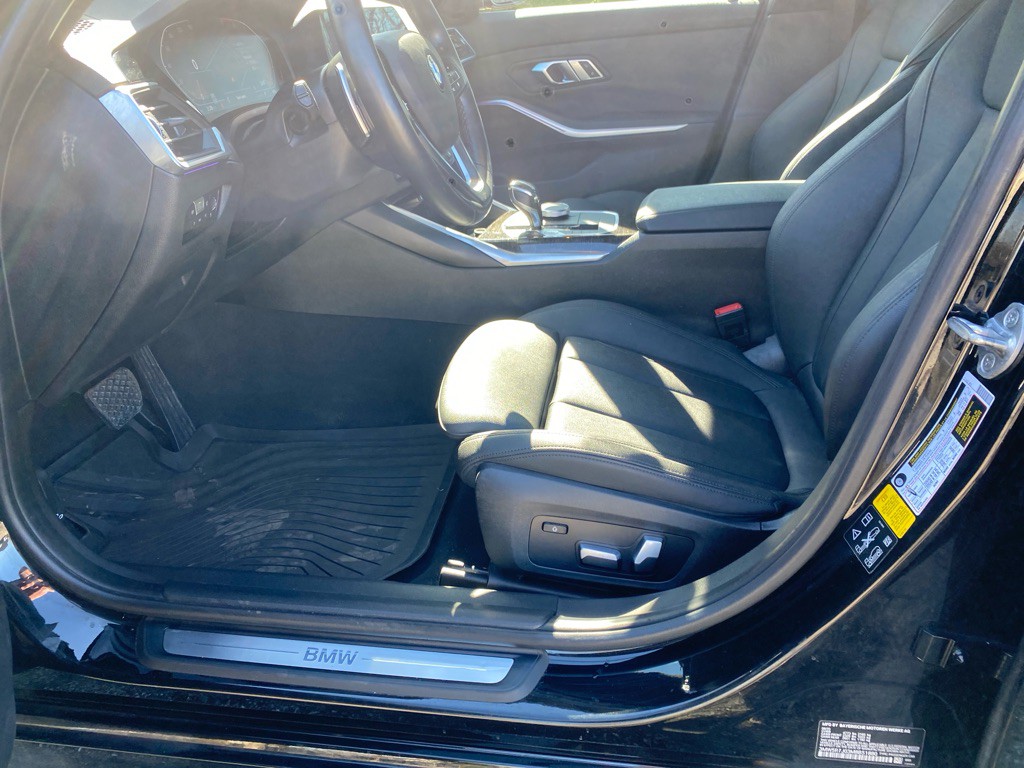 2021 BMW 3 Series Image 10