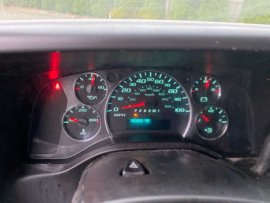 2016 Chevrolet Express Image 13