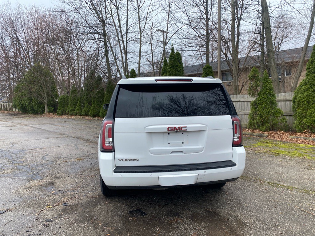2015 GMC Yukon Image 4