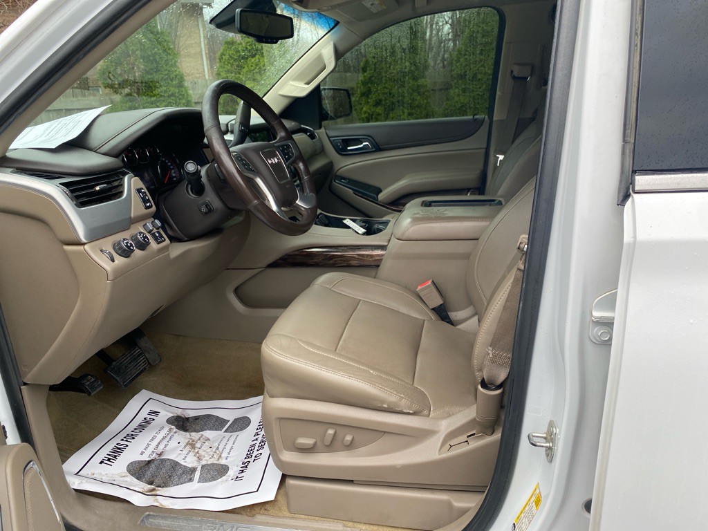 2015 GMC Yukon Image 9