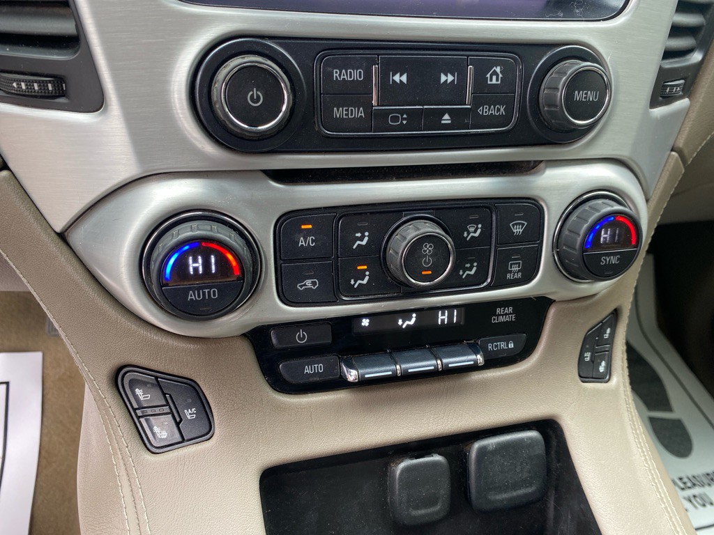 2015 GMC Yukon Image 17