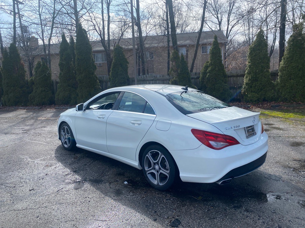 2014 Mercedes-Benz CLA-Class Image 3