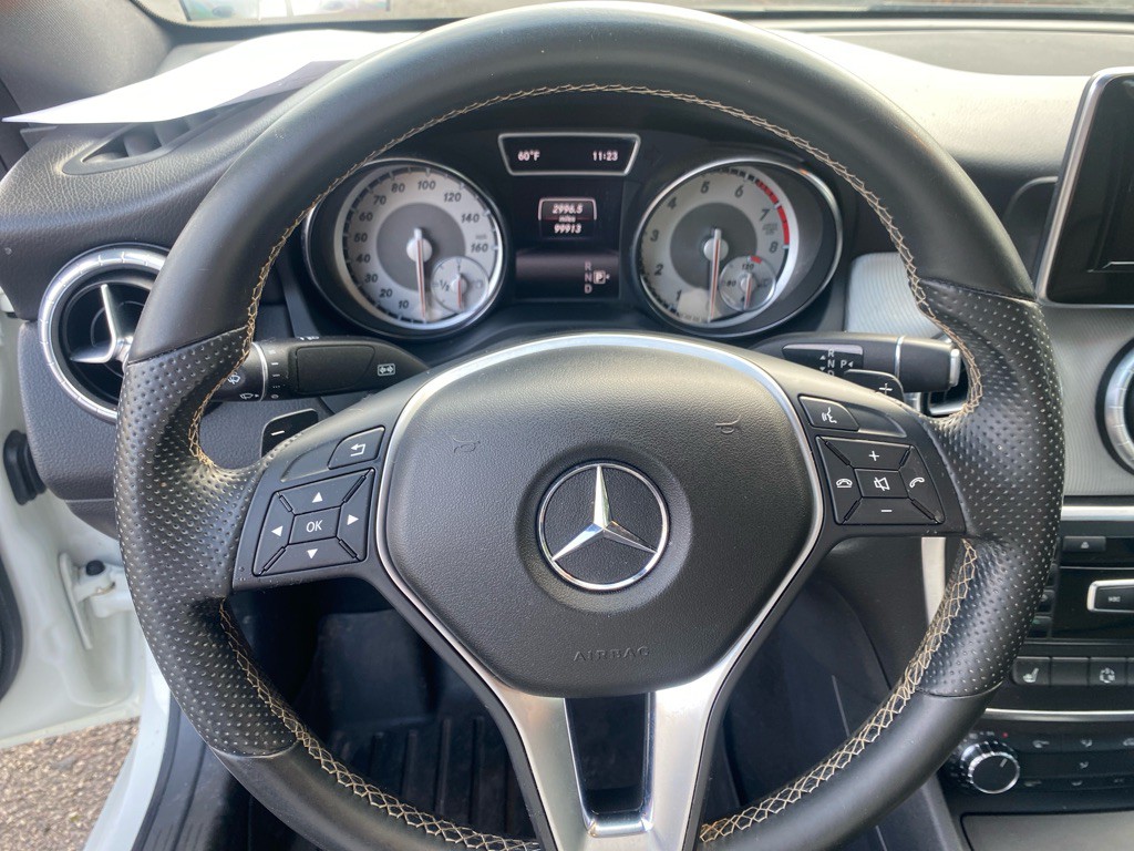 2014 Mercedes-Benz CLA-Class Image 12