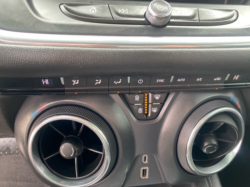 2019 Chevrolet Blazer Image 15