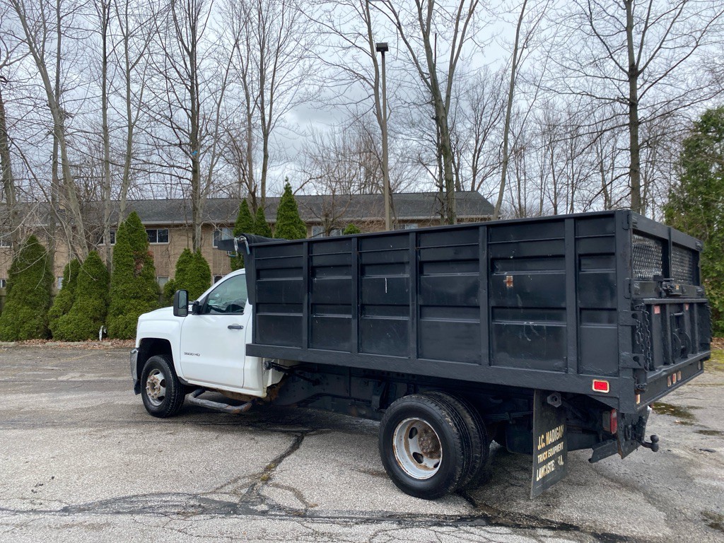 2017 Chevrolet Silverado 1500 Image 3