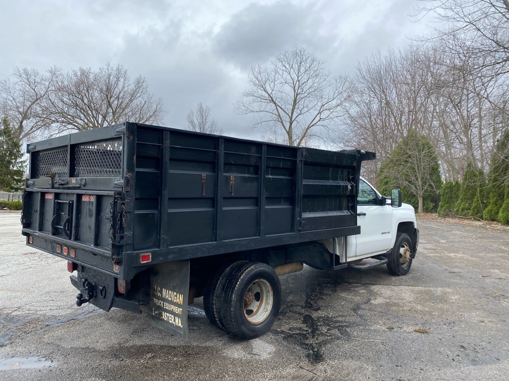 2017 Chevrolet Silverado 1500 Image 5
