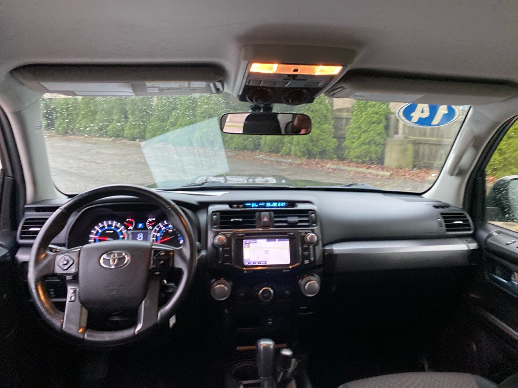 2014 Toyota 4Runner Image 20