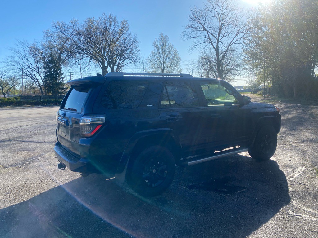 2017 Toyota 4Runner Image 5