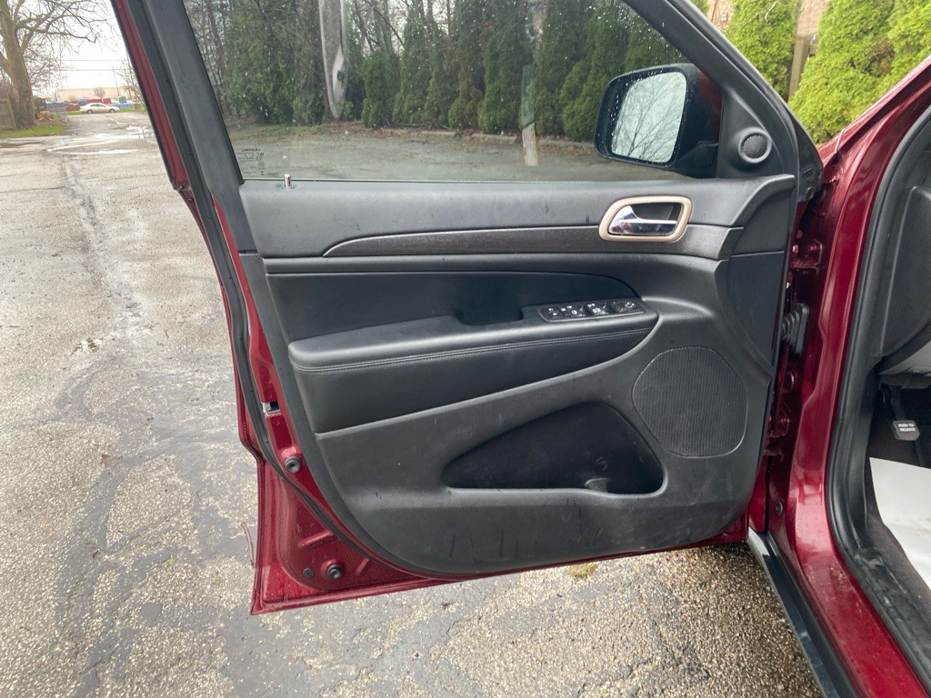 2017 Jeep Grand Cherokee Image 10