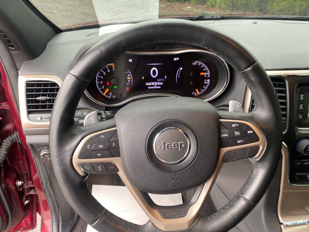 2017 Jeep Grand Cherokee Image 11