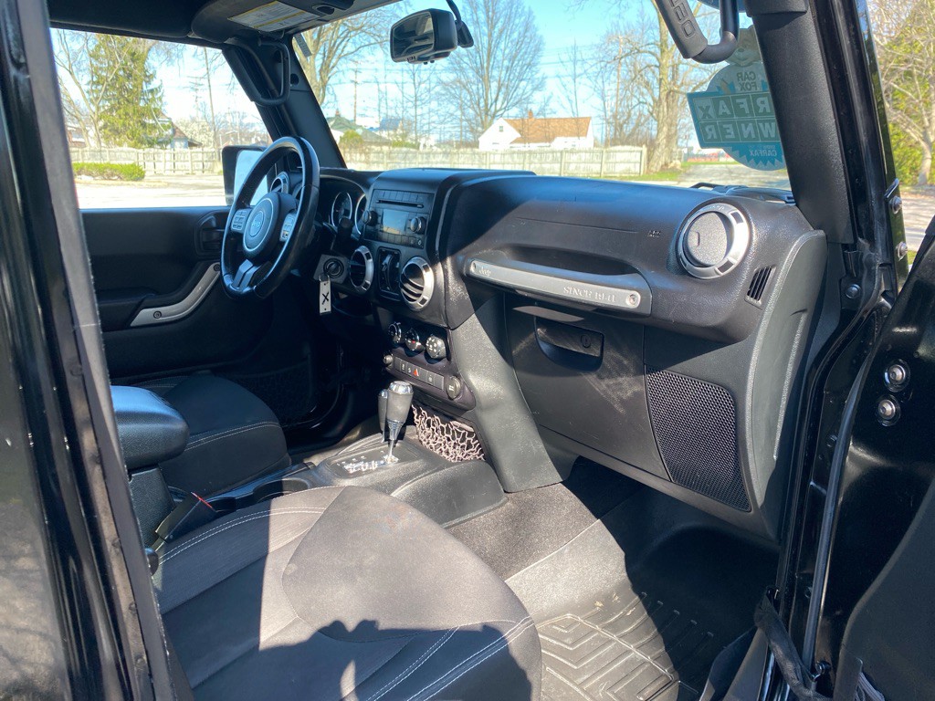 2015 Jeep Wrangler Unlimited Image 21