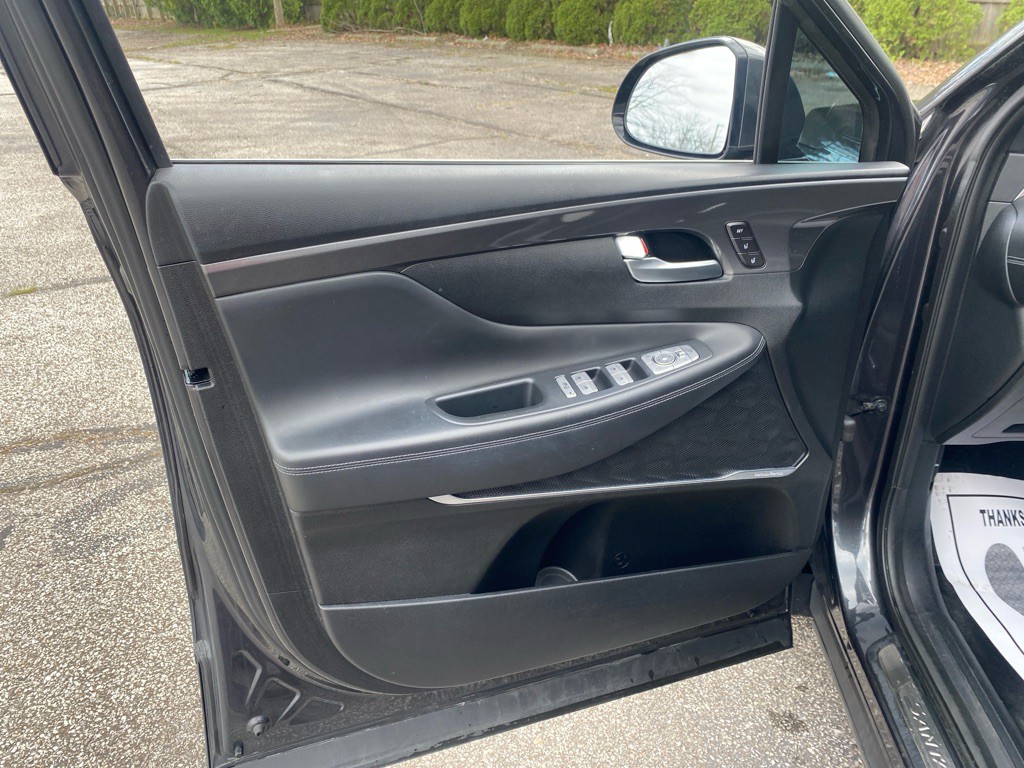 2021 Hyundai Santa Fe Image 9