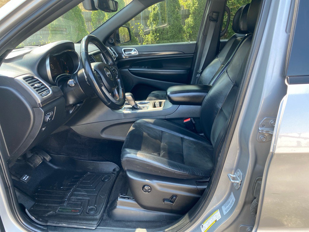 2017 Jeep Grand Cherokee Image 9