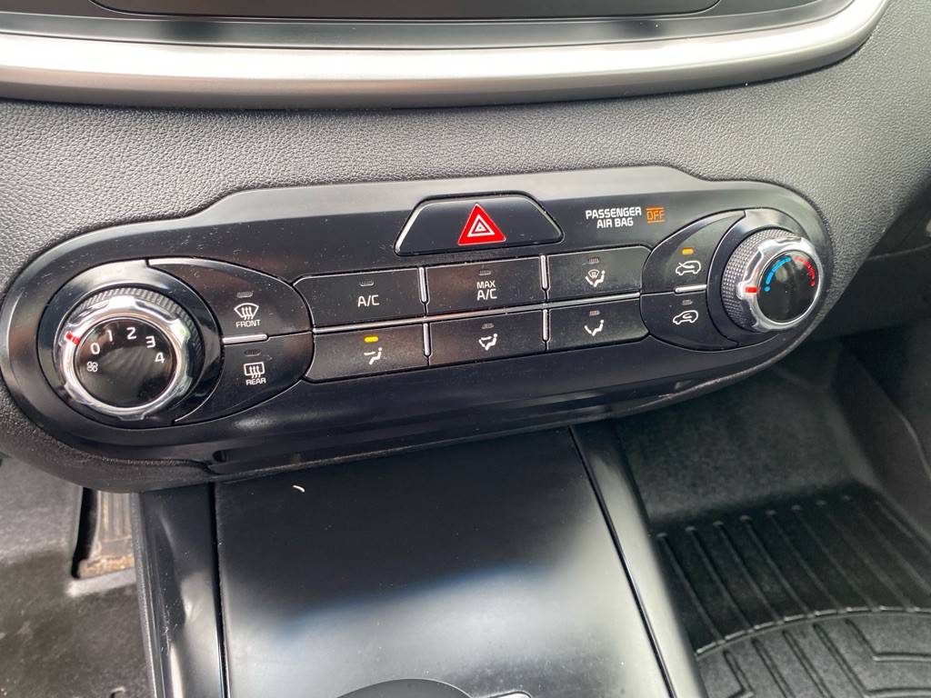 2017 Kia Sorento Image 15