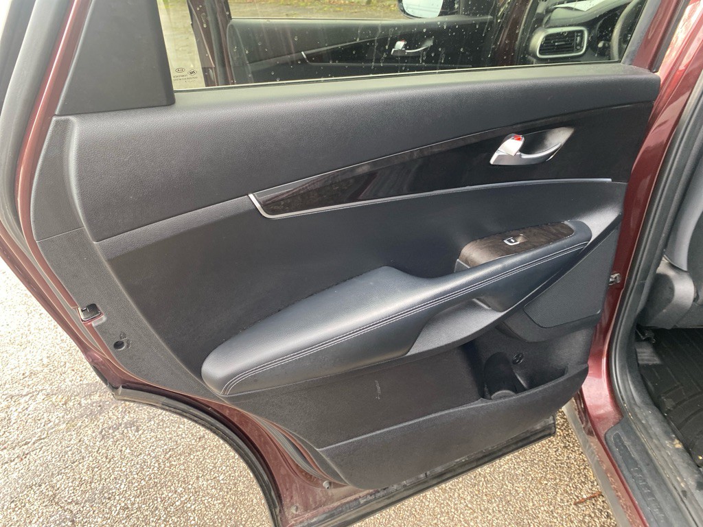 2017 Kia Sorento Image 19