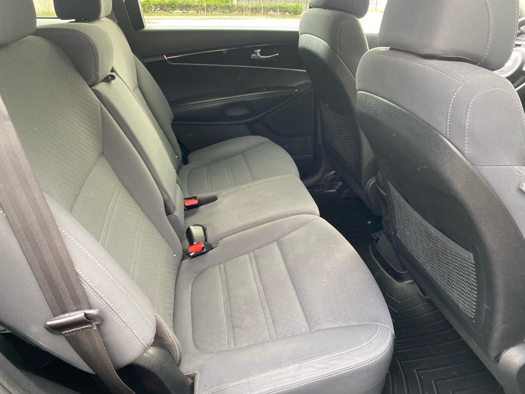 2017 Kia Sorento Image 21