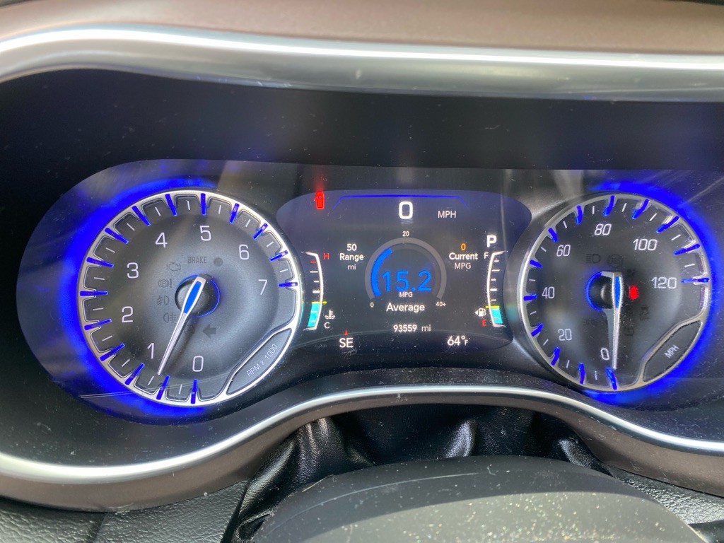 2018 Chrysler Pacifica Image 12