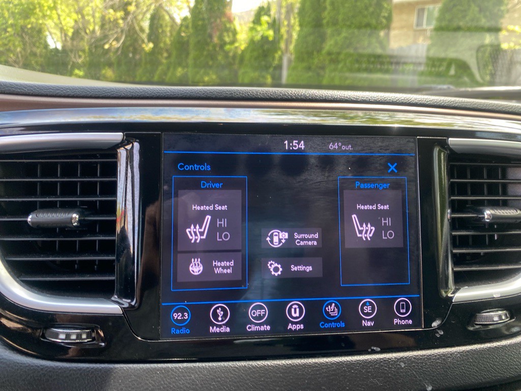 2018 Chrysler Pacifica Image 14