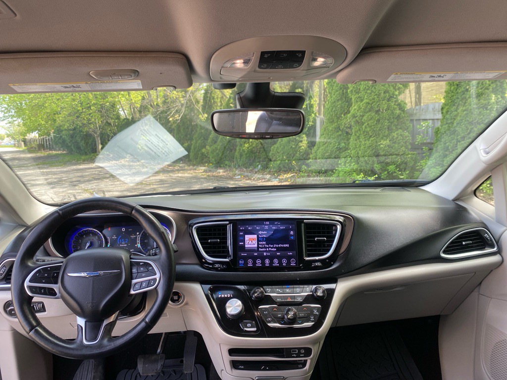 2018 Chrysler Pacifica Image 19