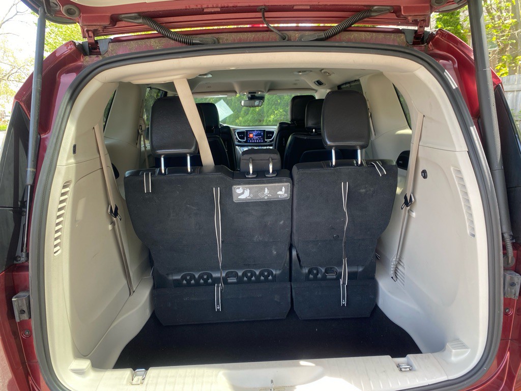 2018 Chrysler Pacifica Image 24