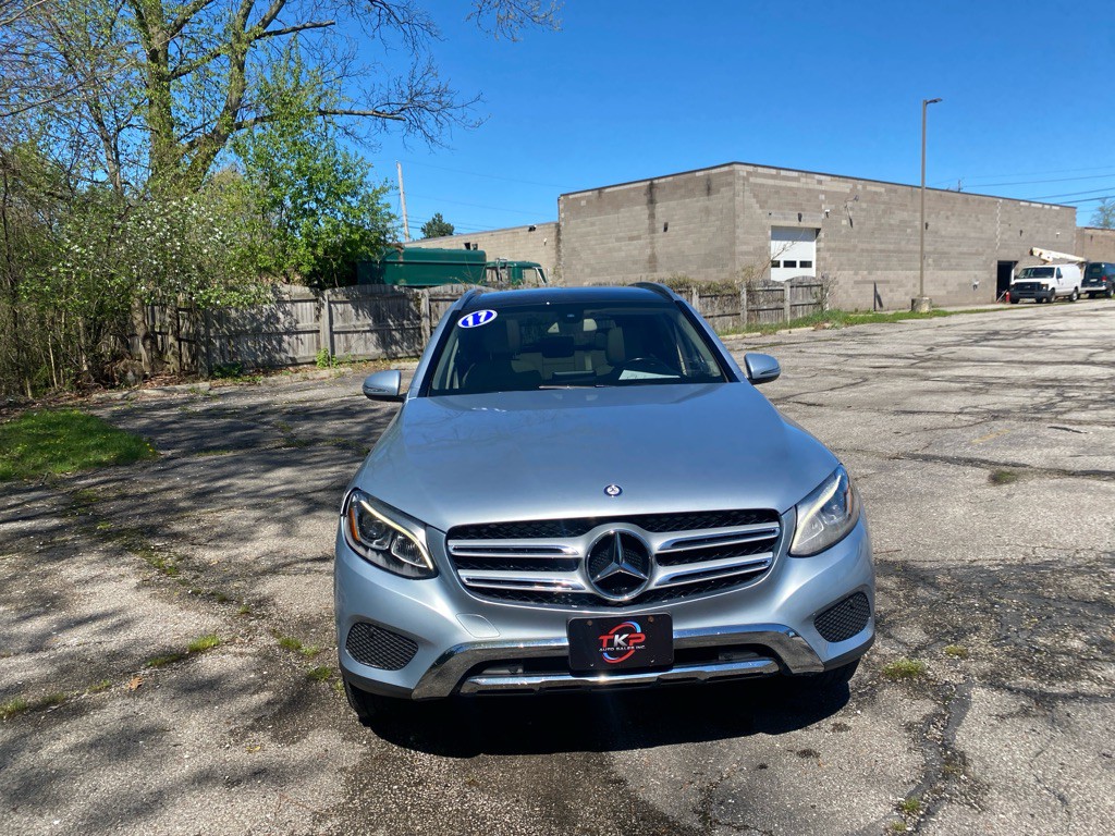 2017 Mercedes-Benz GLC-Class Image 8