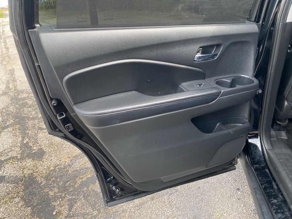 2017 Honda Pilot Image 25