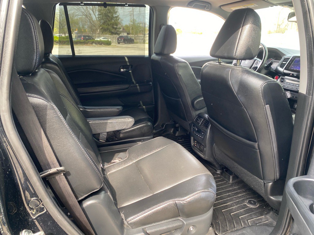 2017 Honda Pilot Image 27