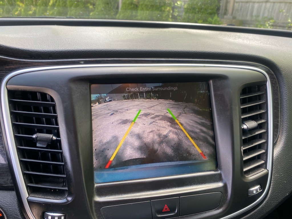 2016 Chrysler 200 Image 14
