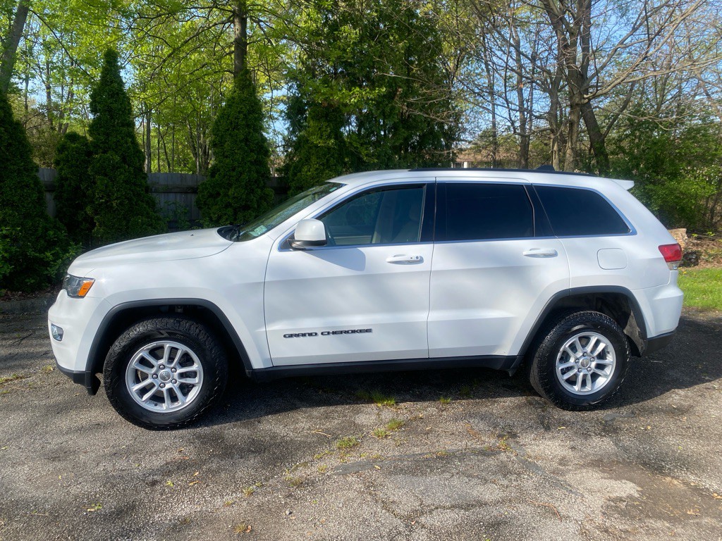 2018 Jeep Grand Cherokee Image 2