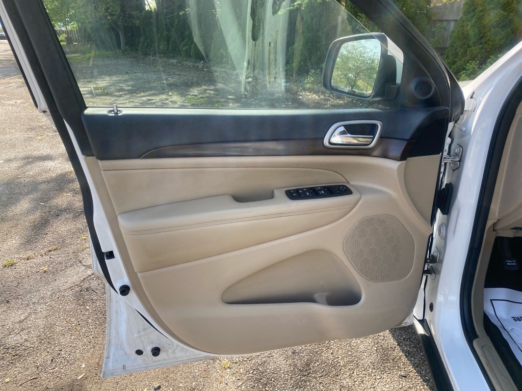 2018 Jeep Grand Cherokee Image 10