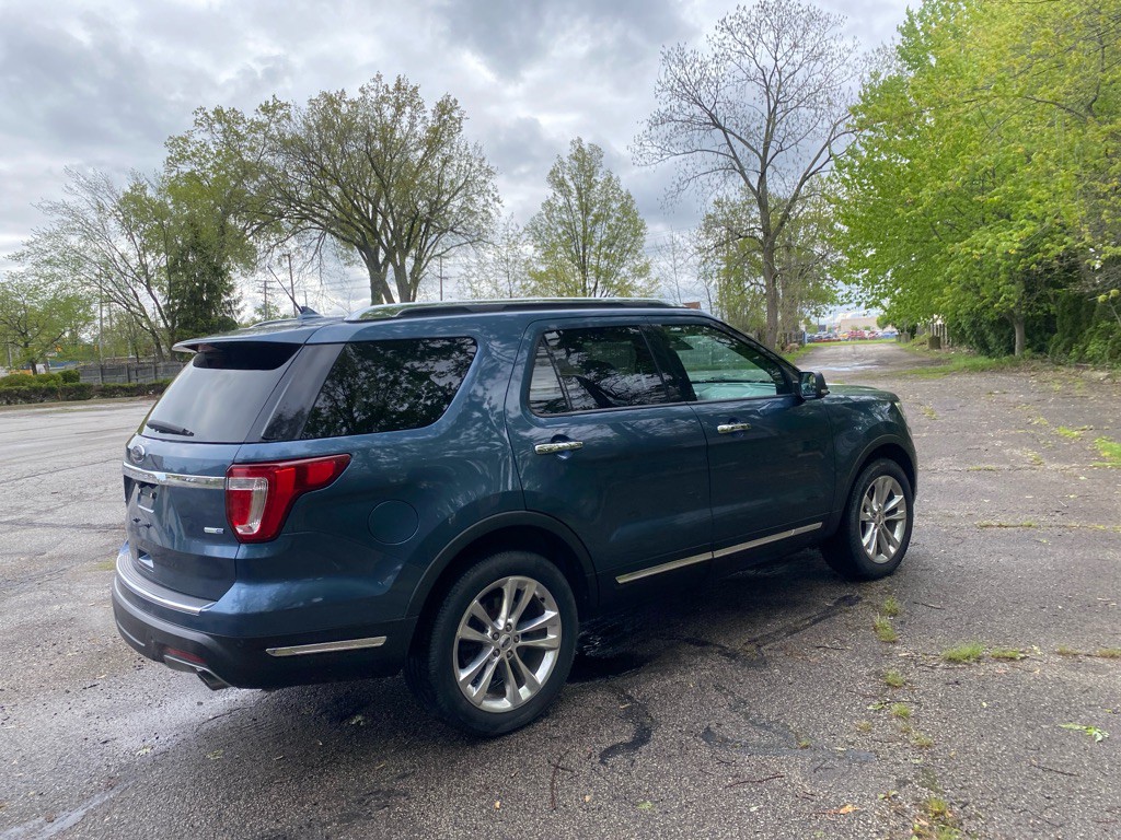 2019 Ford Explorer Image 5