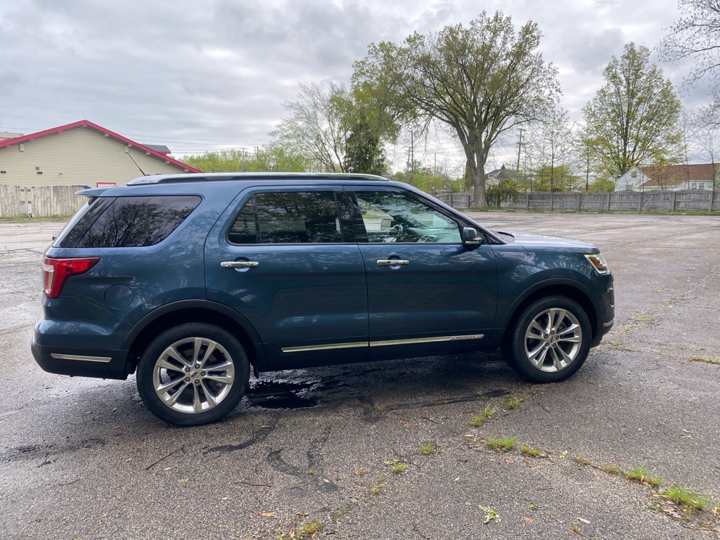 2019 Ford Explorer Image 6