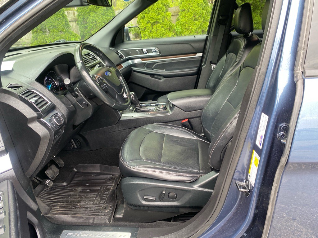 2019 Ford Explorer Image 9