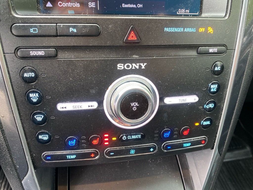 2019 Ford Explorer Image 16