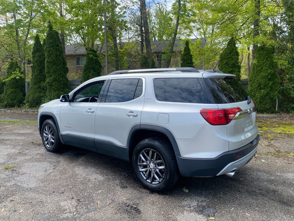 2018 GMC Acadia Image 3
