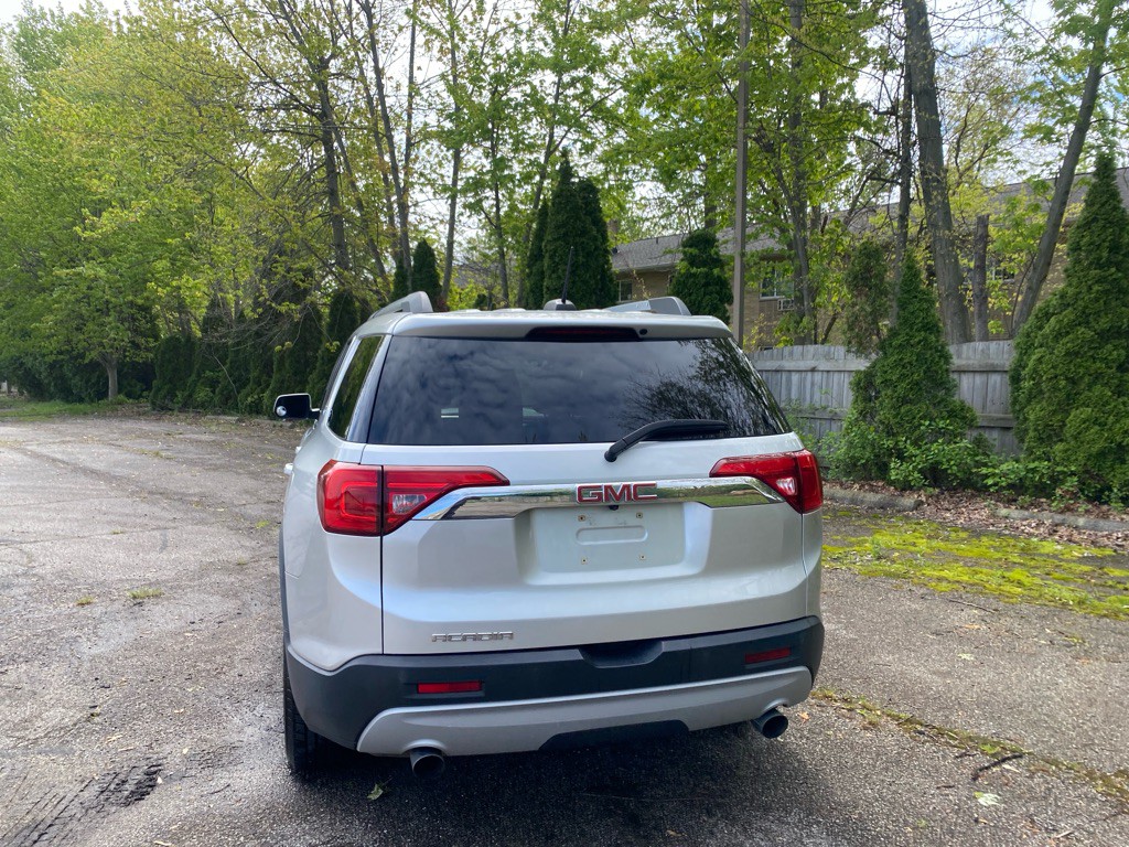 2018 GMC Acadia Image 4