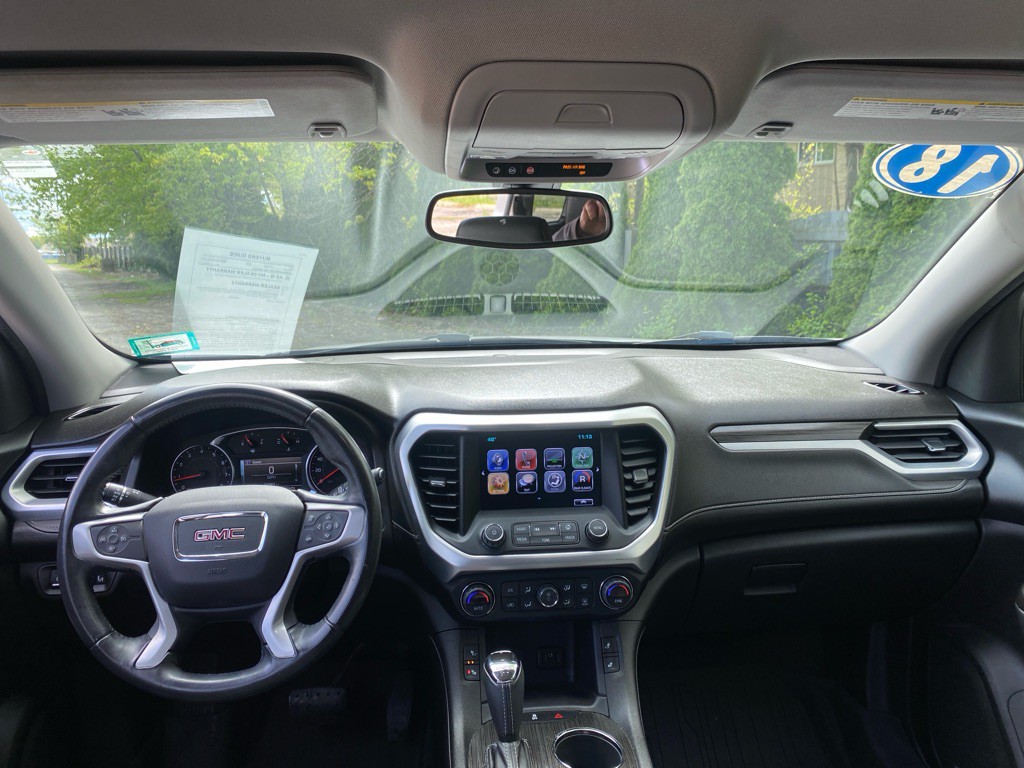 2018 GMC Acadia Image 17