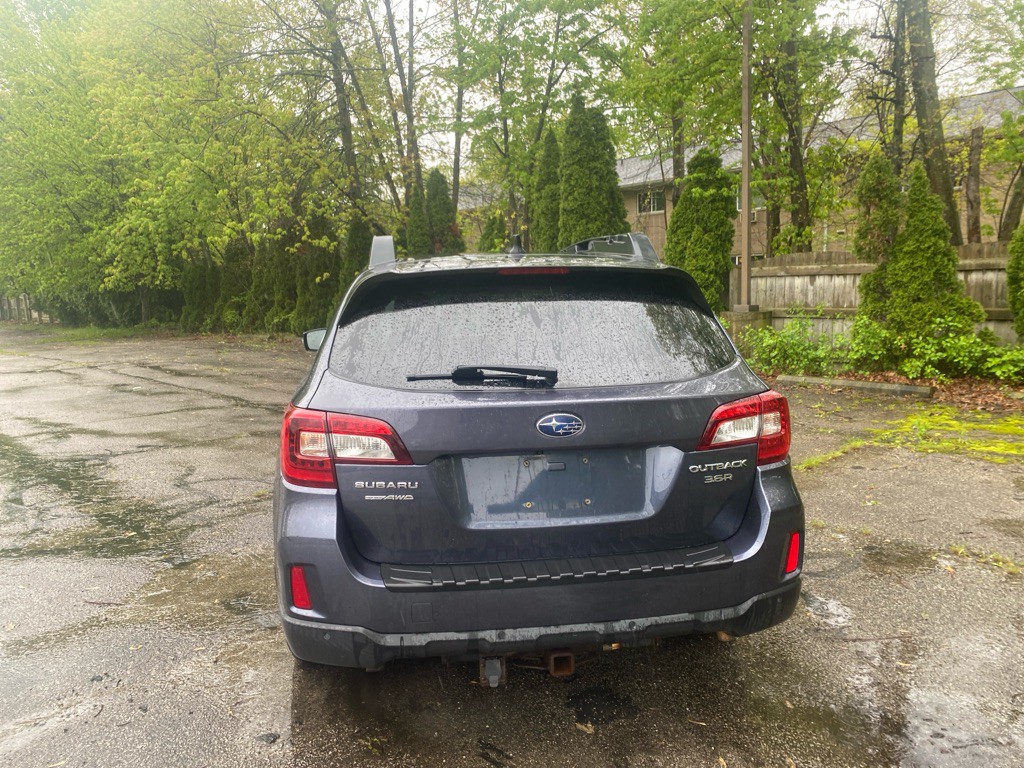 2017 Subaru Outback Image 4