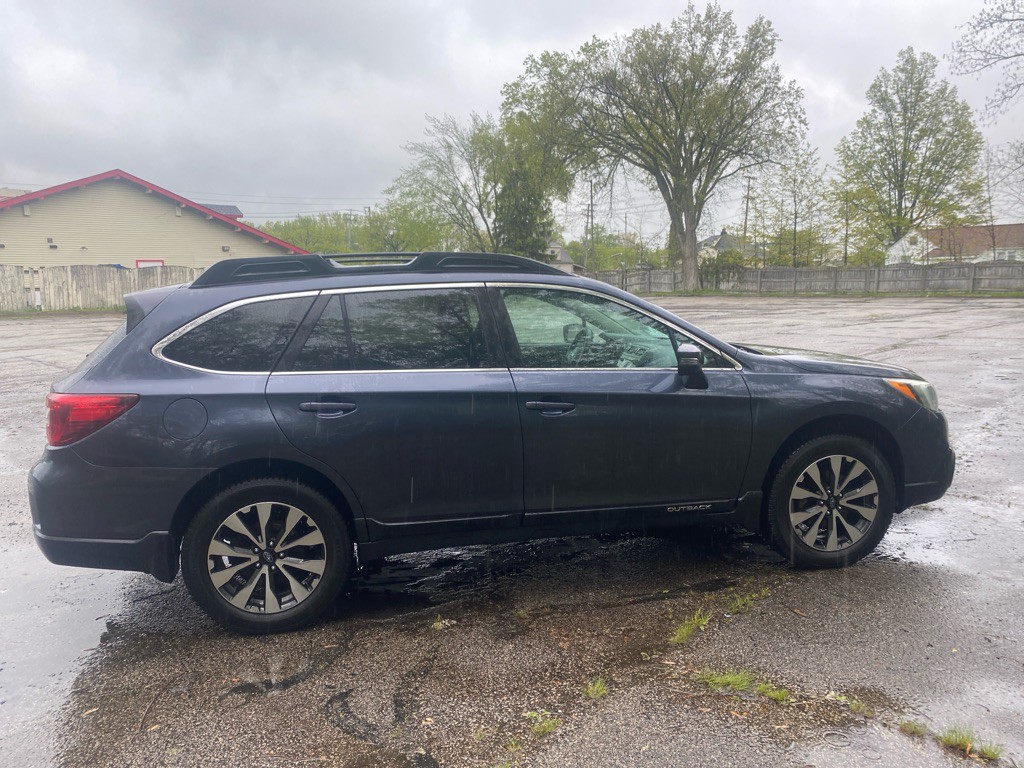 2017 Subaru Outback Image 6