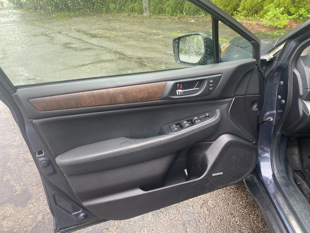 2017 Subaru Outback Image 11