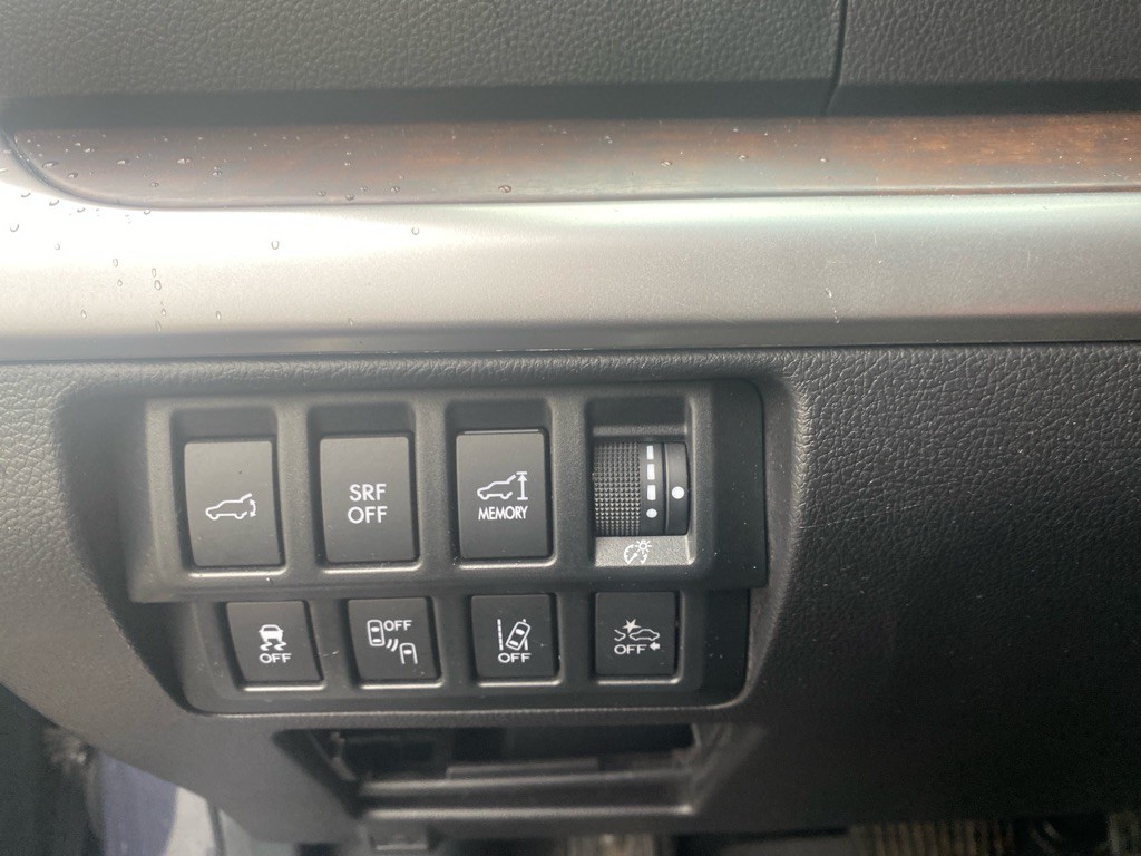 2017 Subaru Outback Image 12