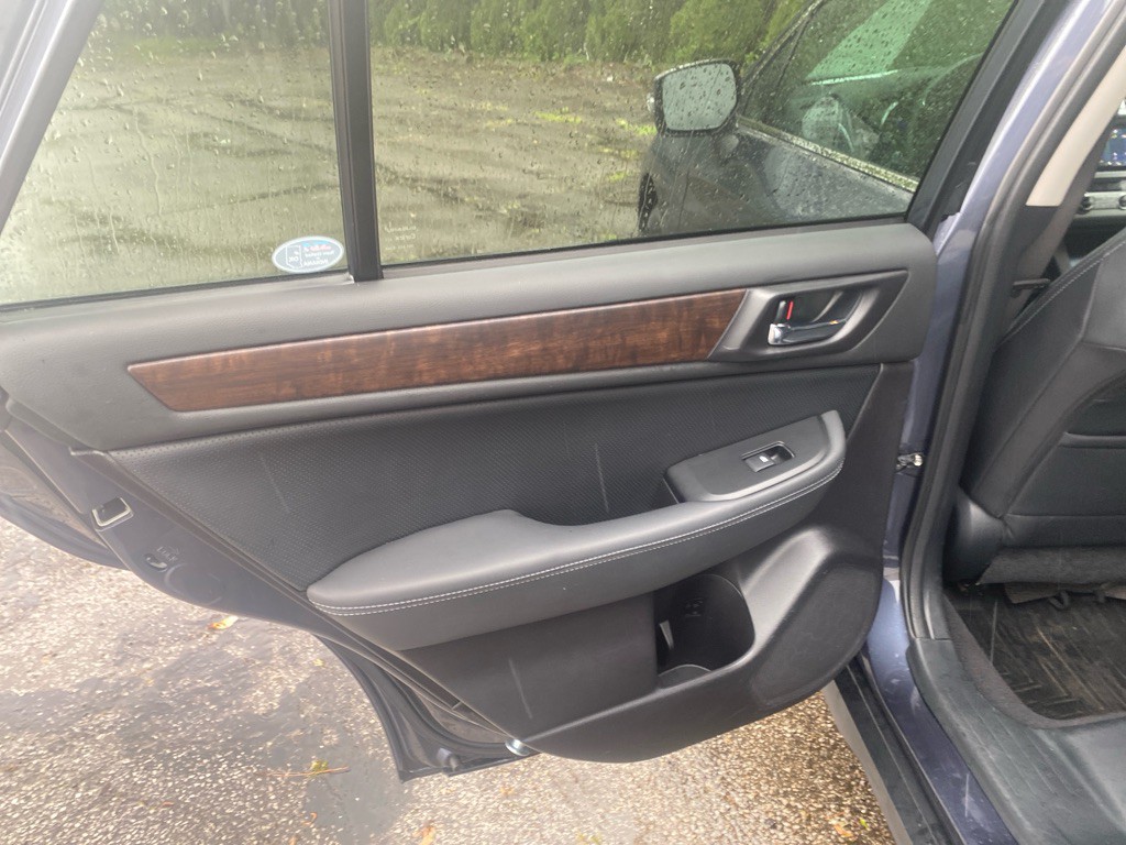 2017 Subaru Outback Image 24