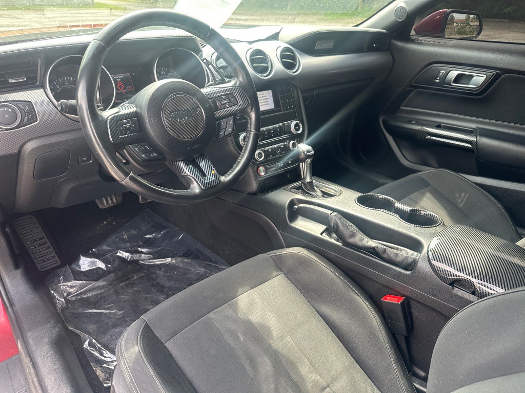 2019 Ford Mustang Image 14